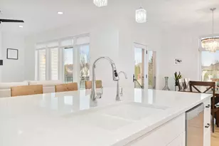 1007 28th St SW, Austin, MN 55912 - Photo 29