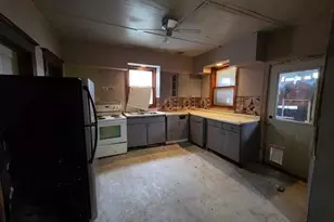 206 Chicago St, Lakefield, MN 56150 - Photo 3