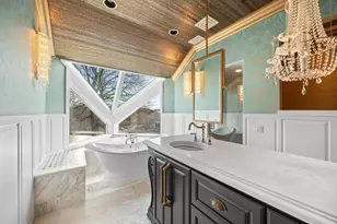 1560 Bluff Creek Dr, Chanhassen, MN 55318 - Photo 29