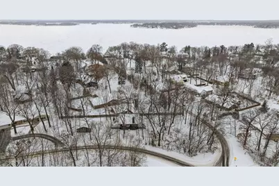 10 Birch Bluff Road, Tonka Bay, MN 55331 - Photo 7