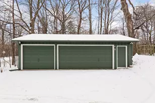 10 Birch Bluff Rd, Tonka Bay, MN 55331 - Photo 37