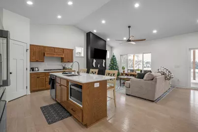 4537 205th Lane NW, Anoka, MN 55303 - Photo 3
