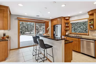 2141 Scott Avenue N, Golden Valley, MN 55422 - Photo 15