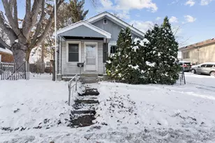 553 White Bear Ave N, Saint Paul, MN 55106 - Photo 1