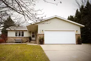 222 Lakeview Dr, Spicer, MN 56288 - Photo 1