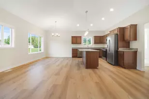 31079 Magnolia Ridge Way, Lindstrom, MN 55045 - Photo 5