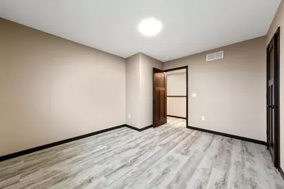 3200 Noble Drive, Mankato, MN 56001 - Photo 27