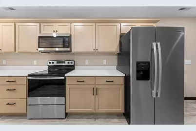 3200 Noble Drive, Mankato, MN 56001 - Photo 9