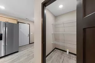 3200 Noble Dr, Mankato, MN 56001 - Photo 13