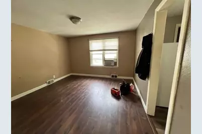 817 9th Street S, Fargo,  58103 - Photo 11