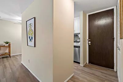 2800 Hamline Avenue N #112, Roseville, MN 55113 - Photo 13