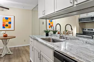 2800 Hamline Ave N, Roseville, MN 55113 - Photo 21