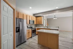 12240 Urbank St NE, Blaine, MN 55449 - Photo 15