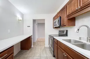 6423 Colony Way, Edina, MN 55435 - Photo 7