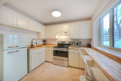 4379 Wilshire Boulevard #104, Mound, MN 55364 - Photo 3