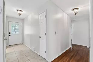 3213 W Old Shakopee Rd, Bloomington, MN 55431 - Photo 9