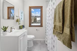 947 Lovell Ave W, Roseville, MN 55113 - Photo 7