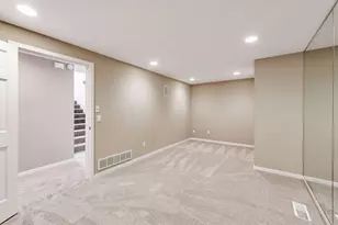 4902 Woodhurst Ln, Minnetonka, MN 55345 - Photo 47