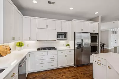 4902 Woodhurst Lane, Minnetonka, MN 55345 - Photo 17