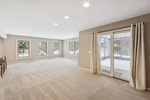 4902 Woodhurst Ln, Minnetonka, MN 55345 - Photo 43