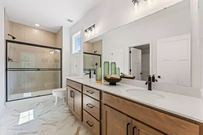 8208 Haywood Drive, Lino Lakes, MN 55014 - Photo 13