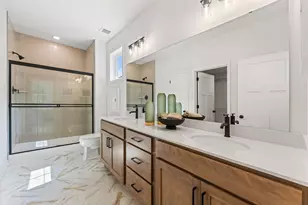 8208 Haywood Dr, Lino Lakes, MN 55014 - Photo 13