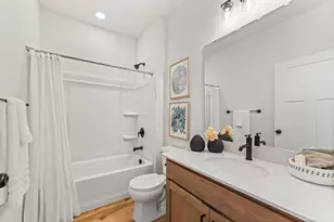 8208 Haywood Dr, Lino Lakes, MN 55014 - Photo 15