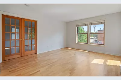 2321 Pillsbury Avenue S, Minneapolis, MN 55404 - Photo 9