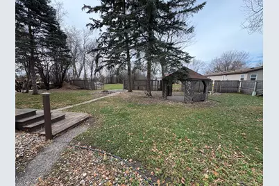 208 21st Street S, Benson, MN 56215 - Photo 5