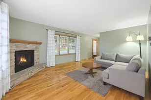 901 17th St SW, Willmar, MN 56201 - Photo 5