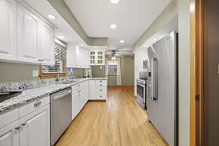 901 17th St SW, Willmar, MN 56201 - Photo 3