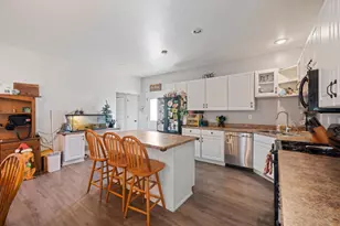 305 N Craig St, Janesville, MN 56048 - Photo 19