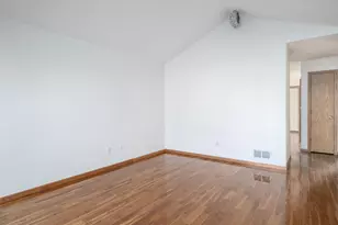 936 Thomas Ave, Saint Paul, MN 55104 - Photo 17