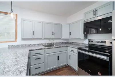 936 Thomas Avenue, Saint Paul, MN 55104 - Photo 33