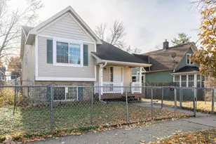 936 Thomas Ave, Saint Paul, MN 55104 - Photo 1