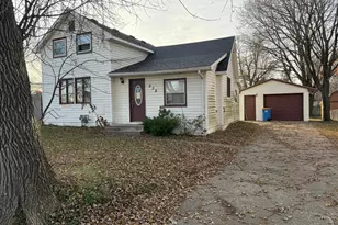 238 Locust Ave, Owatonna, MN 55060 - Photo 1