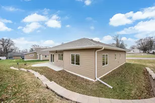 1965 Norway Ave, Windom, MN 56101 - Photo 41