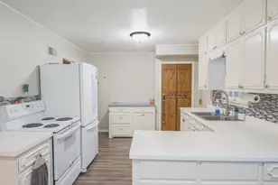 1252 10th Ave N, Saint Cloud, MN 56303 - Photo 9