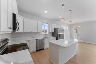 1334 Rose St, New Richmond, WI 54017 - Photo 7