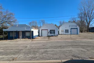 605 10th Dr SE, Austin, MN 55912 - Photo 1