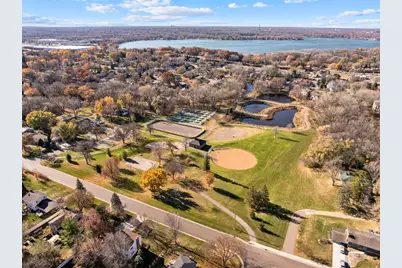 2545 Cavell Avenue N, Golden Valley, MN 55427 - Photo 57