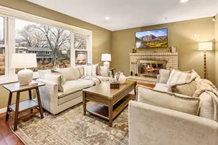 2545 Cavell Ave N, Golden Valley, MN 55427 - Photo 5