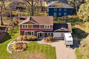 2545 Cavell Ave N, Golden Valley, MN 55427 - Photo 59