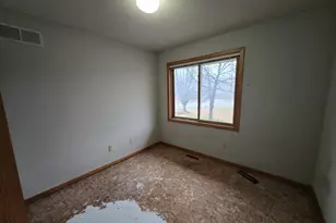 3805 Windcrest Ct, Eagan, MN 55123 - Photo 15