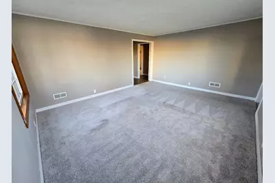 408 2nd Street NE, Pipestone, MN 56164 - Photo 17