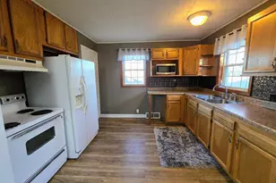 408 2nd St NE, Pipestone, MN 56164 - Photo 7