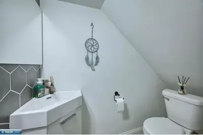 109 E Florida Avenue, Gilbert, MN 55741 - Photo 19