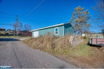 109 E Florida Avenue, Gilbert, MN 55741 - Photo 35