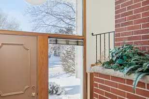 8108 W Franklin Ave, Saint Louis Park, MN 55426 - Photo 3