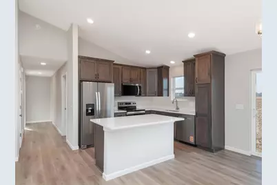 938 Prestwick Drive, Belle Plaine, MN 56011 - Photo 11